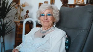 90 Geburtstag Frau Diederich.00_05_08_20.Standbild007